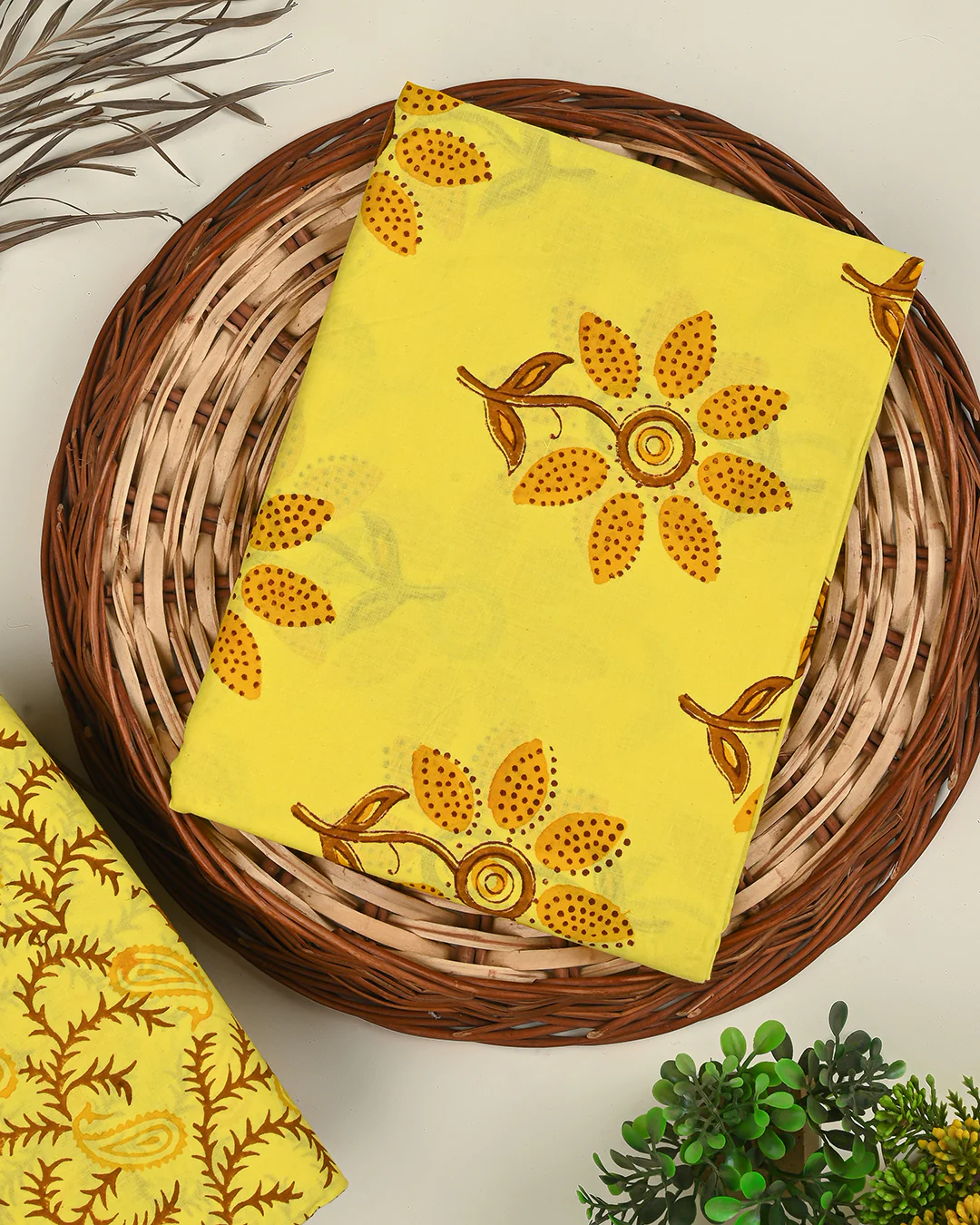 Premium Hand Block Printed Cotton Suit Top And Bottom Set (BSTB70) - Image 3